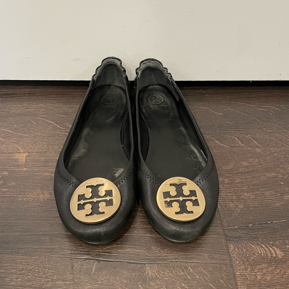 Tory Burch Travel Ballet Minnie Flats Black Gold Slip On Shoes Size 7M